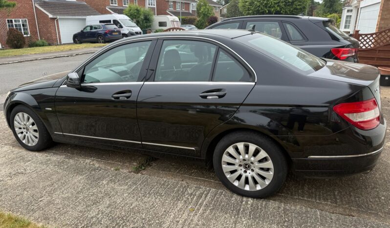 2011 Mercedes-Benz C Class C180 Elegance full